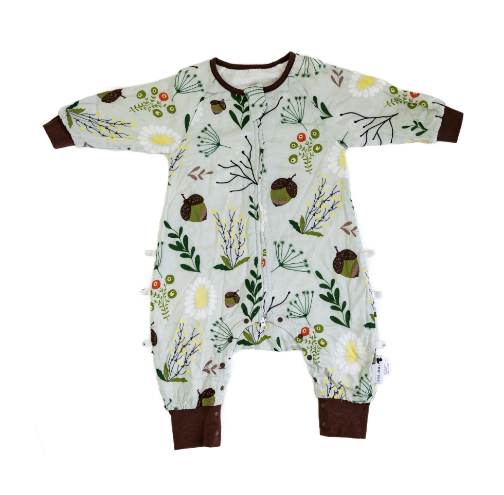 Close-up of the 2-way zipper on the Scandi Sleepsuit
